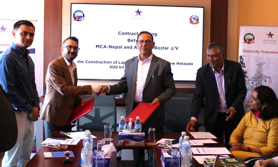 एमसिए-नेपालद्वारा ३१५ किमि विद्युत् प्रसारण लाइनका सबै खण्डको निर्माण सम्झौता सम्पन्न