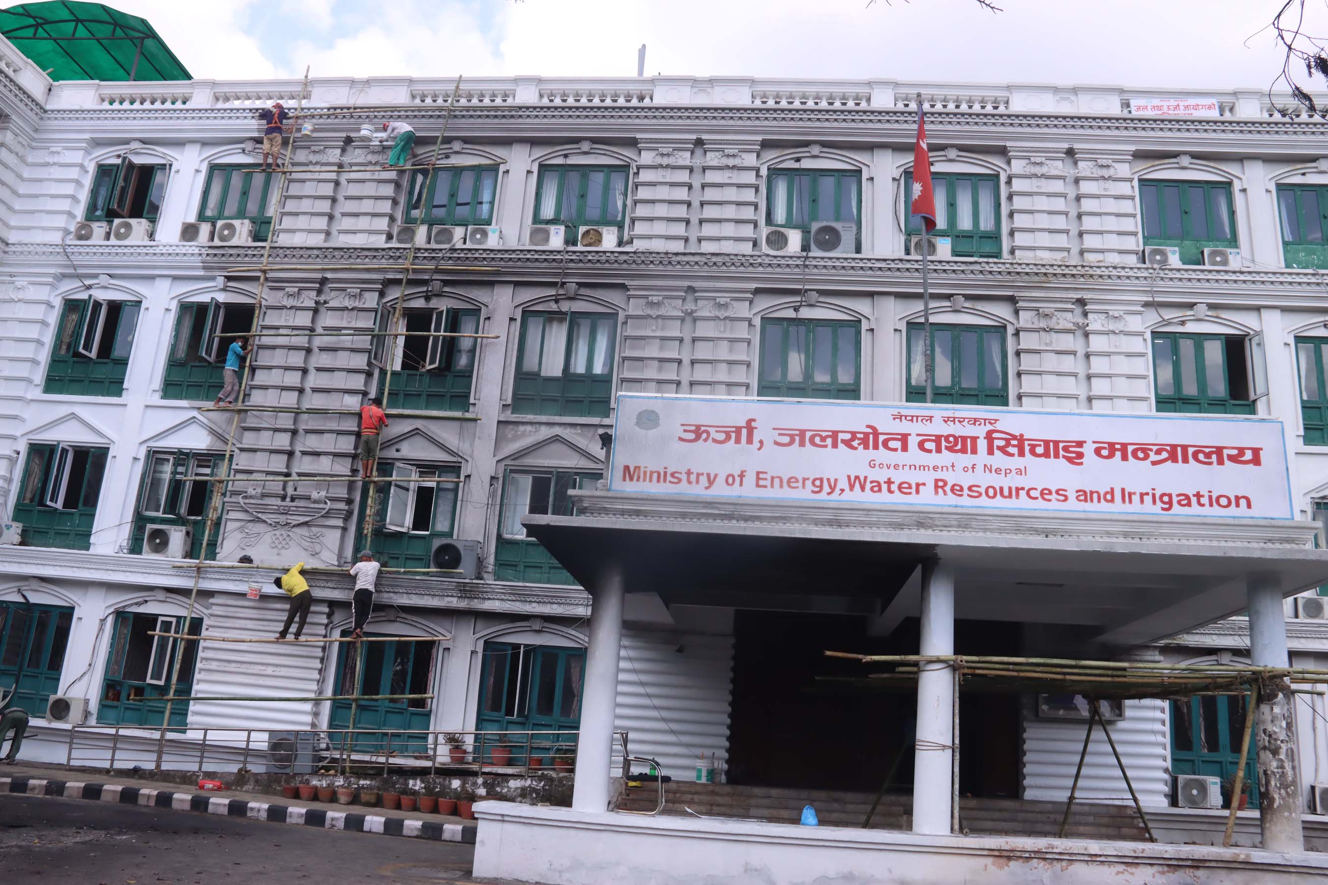 क्षतिग्रस्त भवन मर्मत गरी पुनः प्रयोगमा ल्याइने