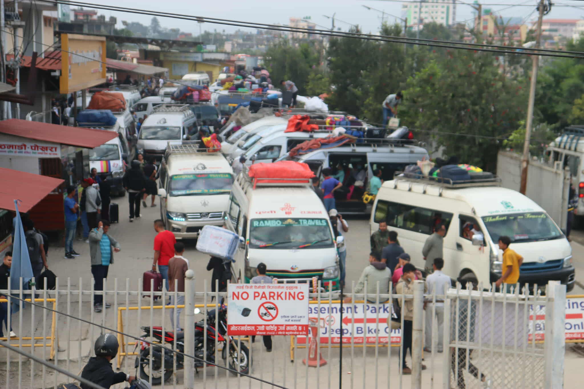 चाडपर्व मनाउन राजधानीबाट पाँच दिनमा एक लाख ८९ हजार यात्रु बाहिरिए