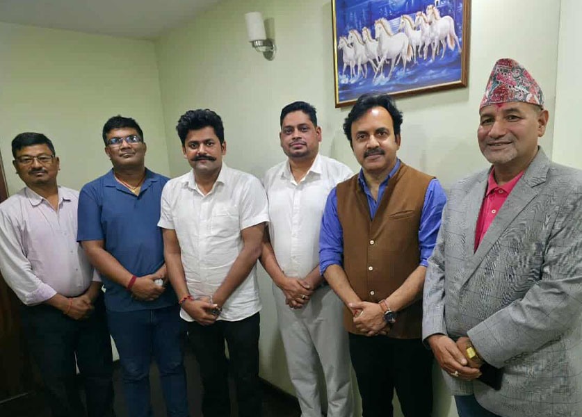 जनमत पार्टीका पदाधिकारीद्वारा अध्यक्ष सिके राउतको राजीनामा माग