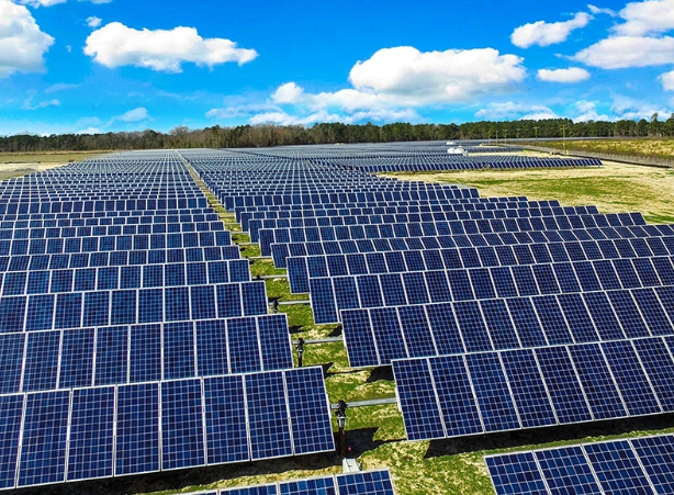 ३५५ मेगावाटका २४ सोलार परियोजनासँग पीपीए सुरु