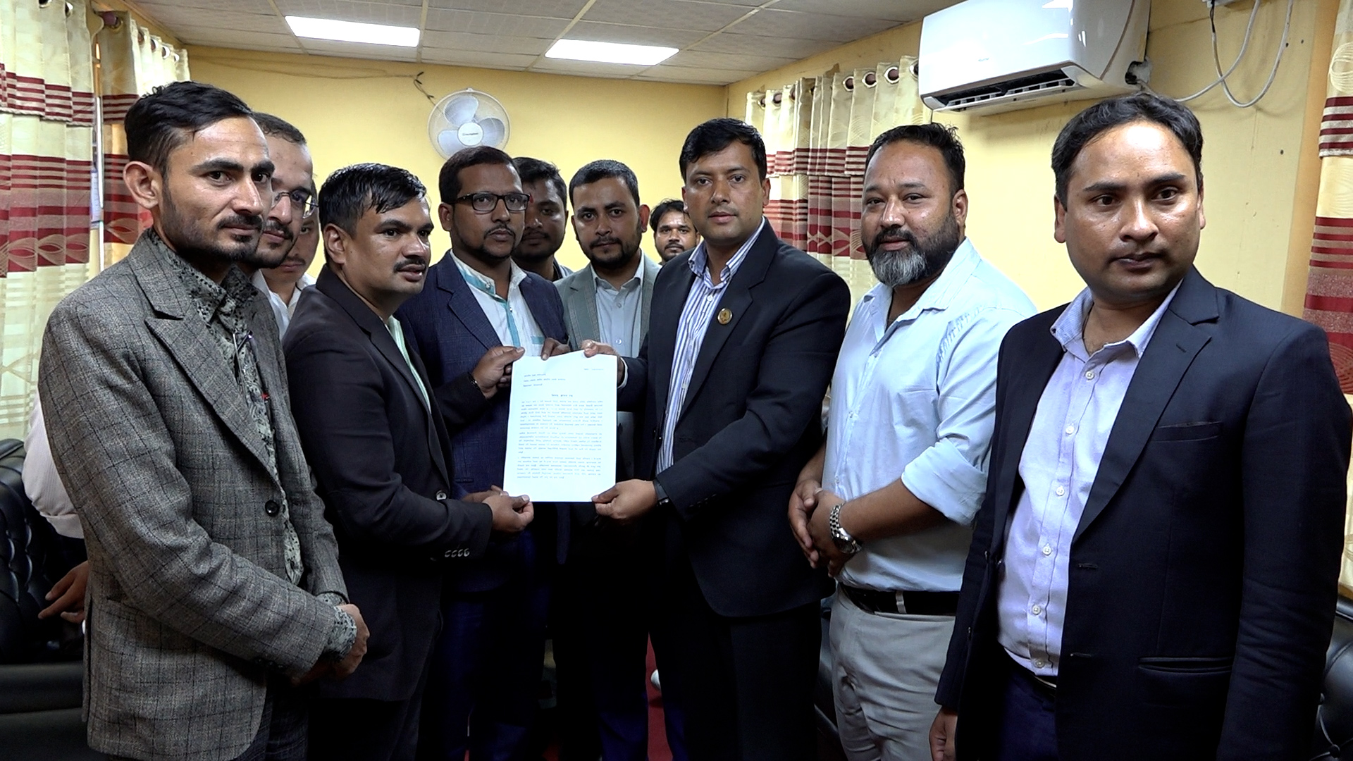 ‘आफ्नो मुद्दामा पनि विद्यार्थी नेताहरु भाषण गर्न महासंघको मञ्च कुरेर बस्नुभयो’