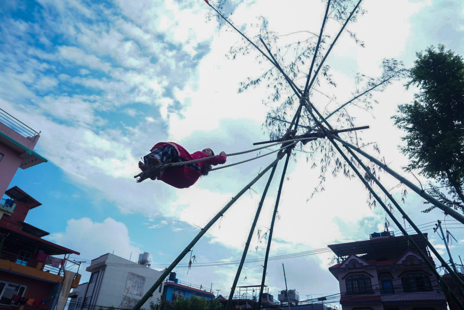 ‘पिङमा मच्चिनुको मज्जै बेग्लै हुन्छ’