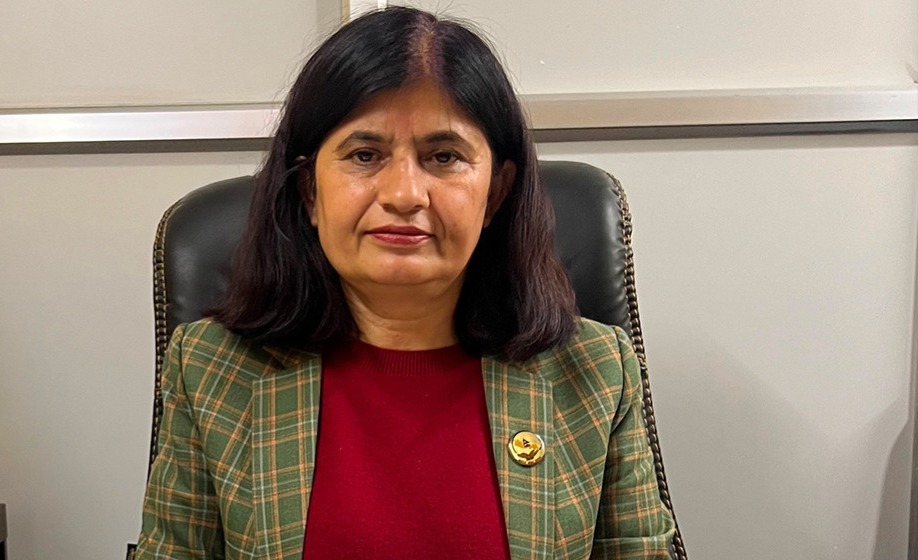 निजामती सेवाले प्रविधिमैत्री, नागरिक केन्द्रित र छरितो सेवा प्रणालीमार्फत नागरिकलाई सेवा दिनुपर्छः मन्त्री न्यौपाने