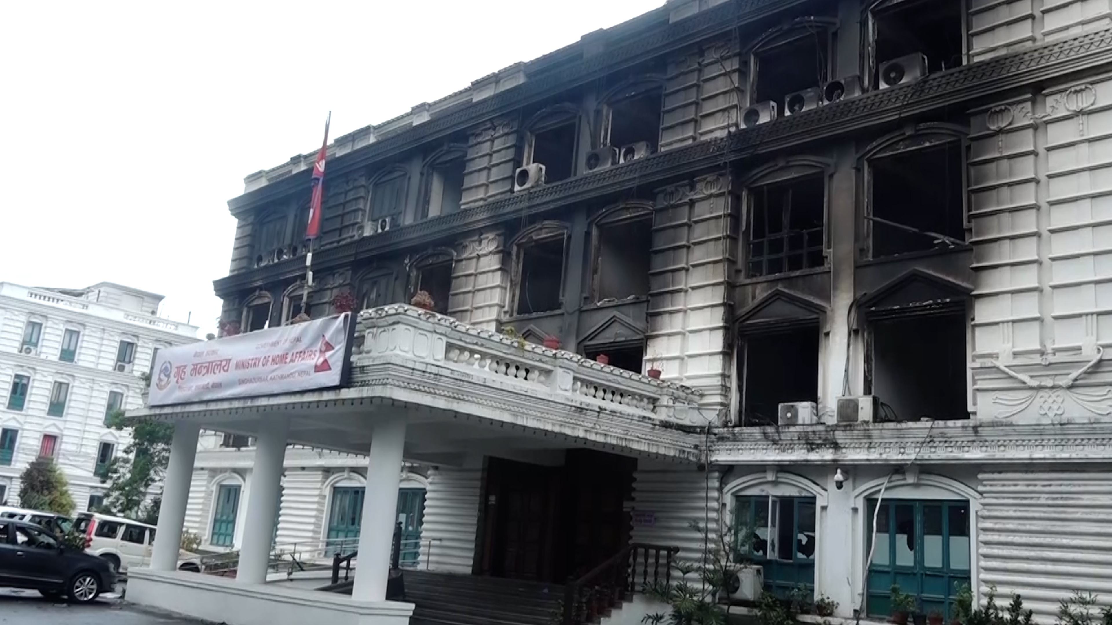 सिंहदरबार फर्किए कर्मचारी, कामको अन्यौलता कायमै