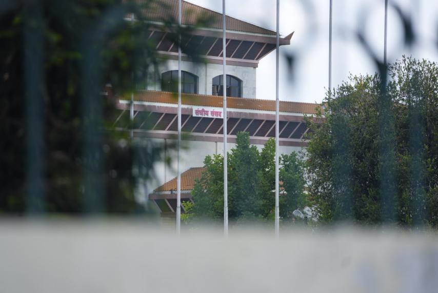 संसद् सचिवालयद्वारा प्रदर्शन क्रममा घर लगिएका सामान फिर्ता गर्न आग्रह