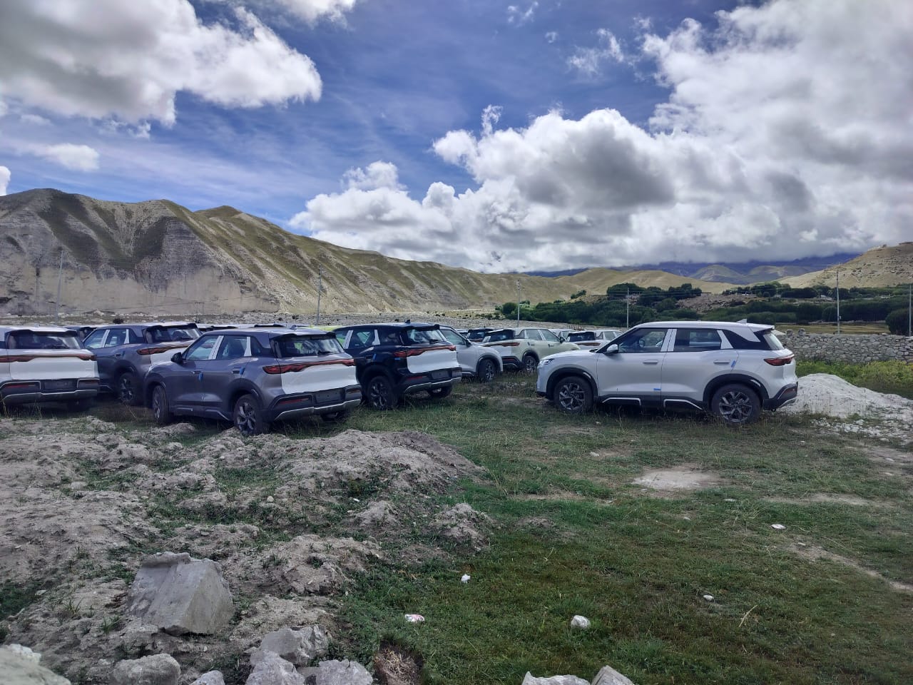 कोरला नाकाबाट एक सय बढी विद्युतीय सवारी आयात