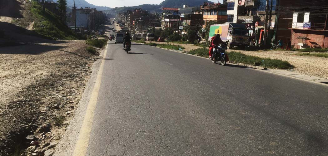 पूर्वीनाका साँगाबाट यातायातका साधनलाई उपत्यका प्रवेशमा रोक