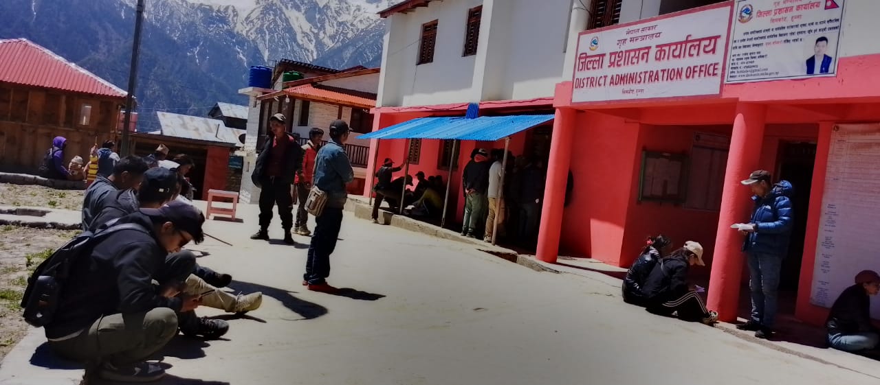 हजारौं हुम्ली काम खोज्दै चीनमा