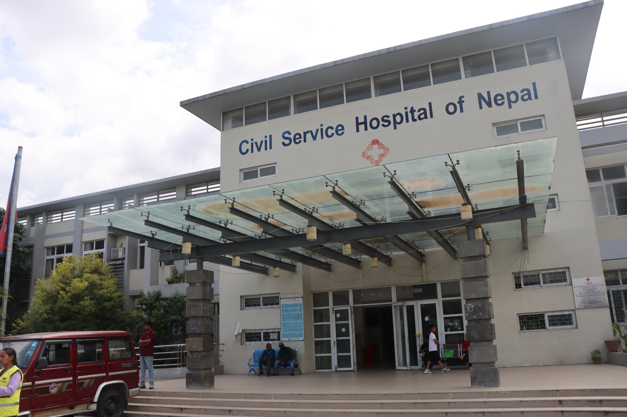 सिभिल अस्पतालमा अझै नौ घाइतेको उपचार हुँदै