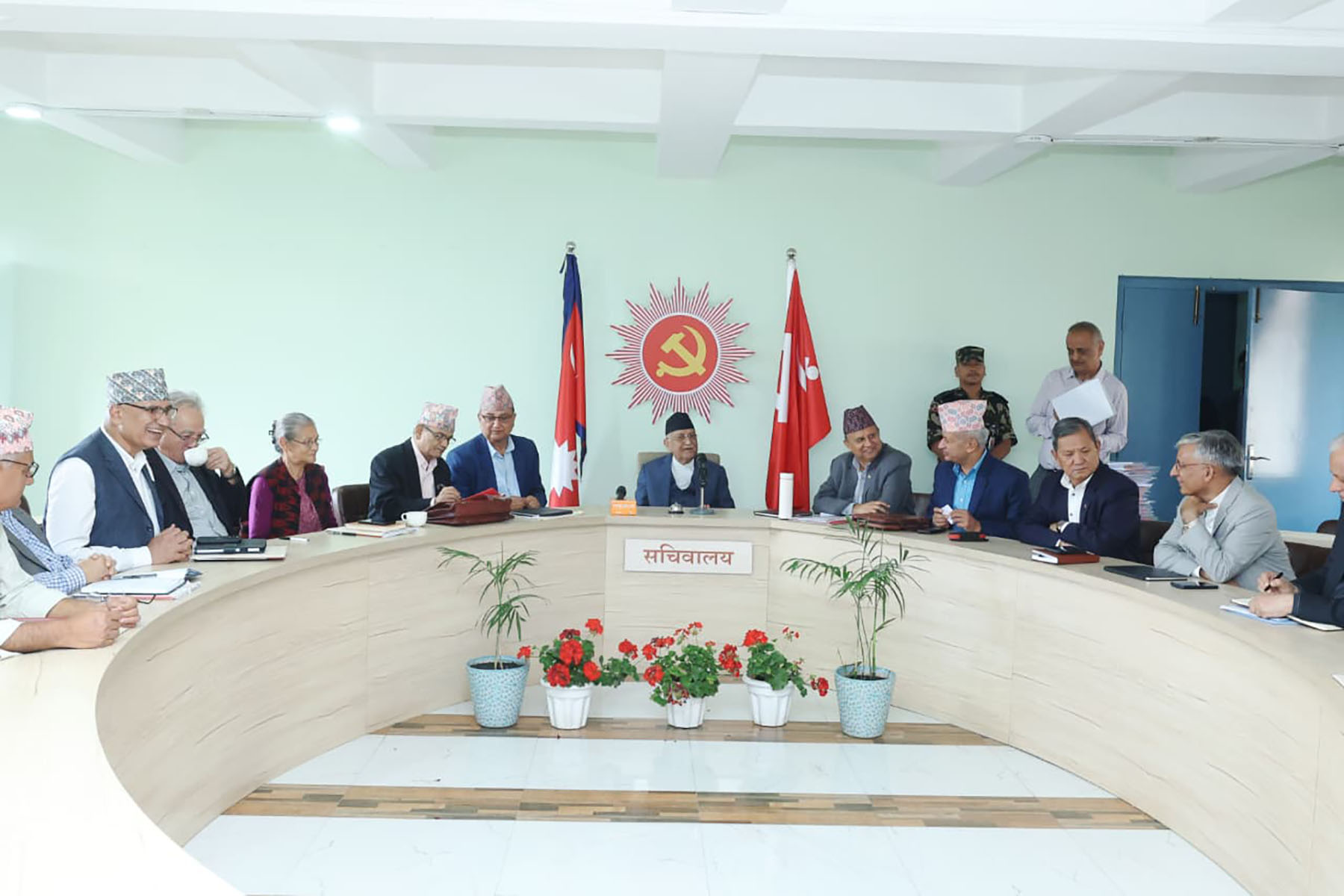 एमाले सचिवालय बैठक बस्दै