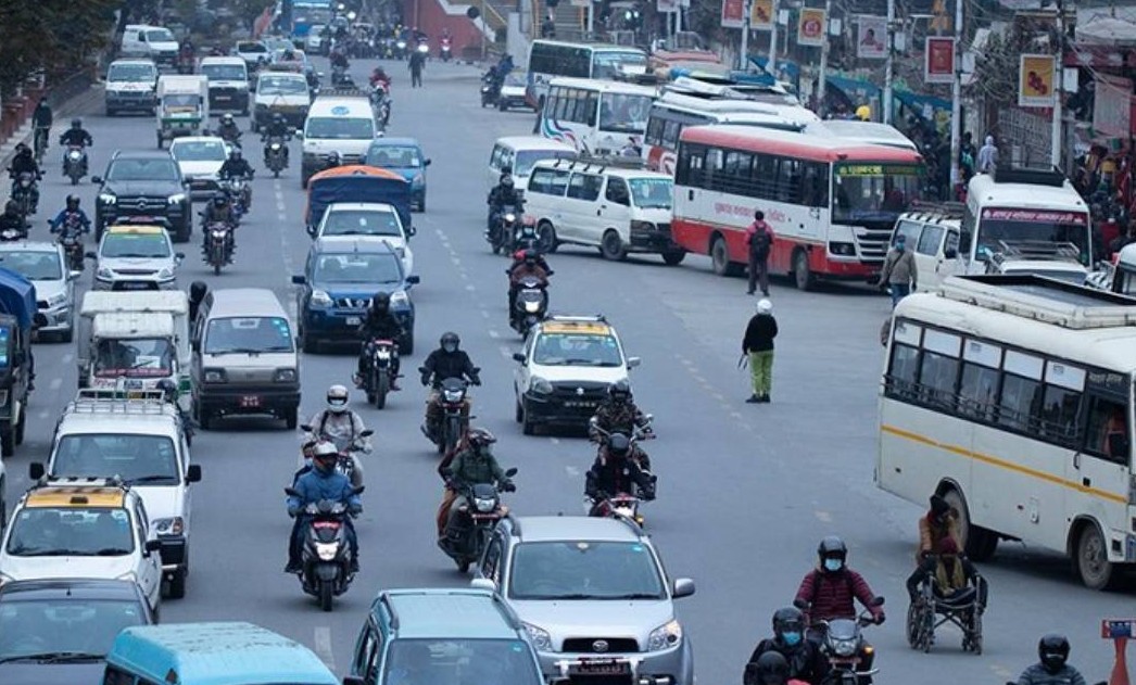 सार्वजनिक सवारी साधनमा आजदेखि ‘रुट परमिट’ खुला