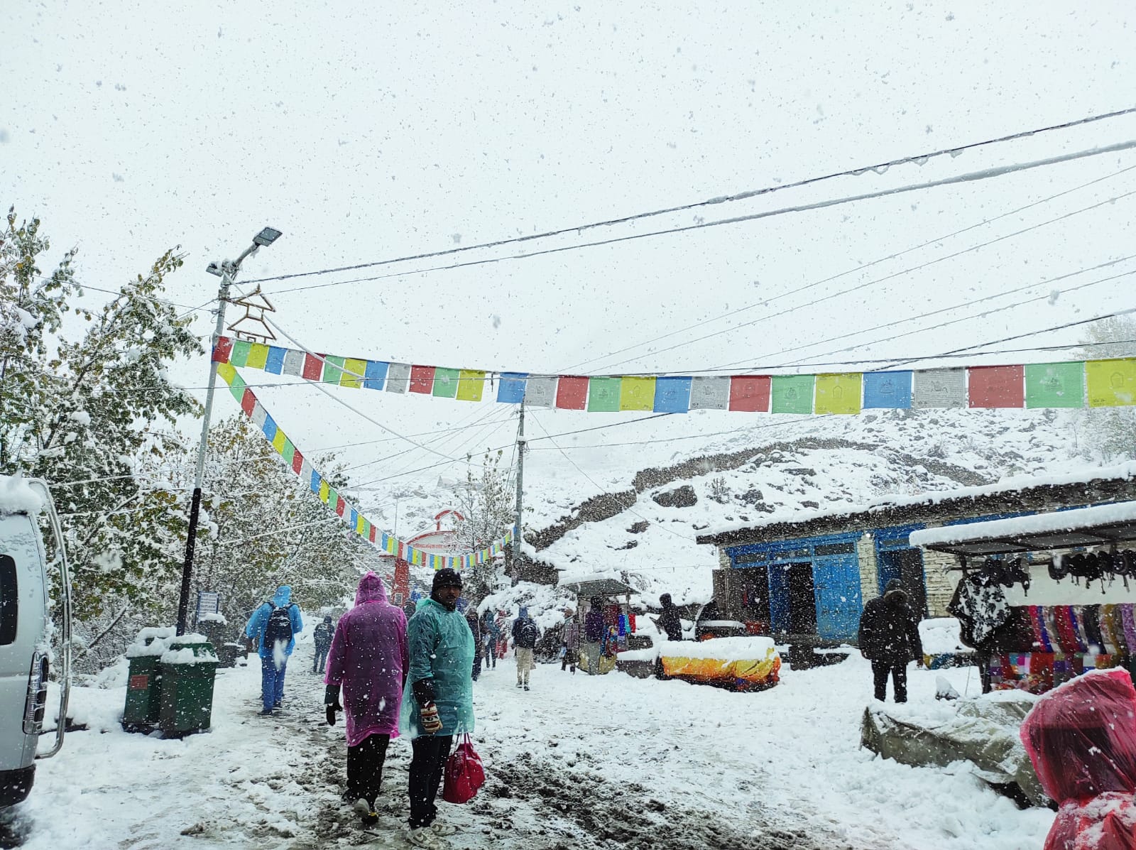 मुस्ताङमा भारी हिमपात, जनजीवन प्रभावित