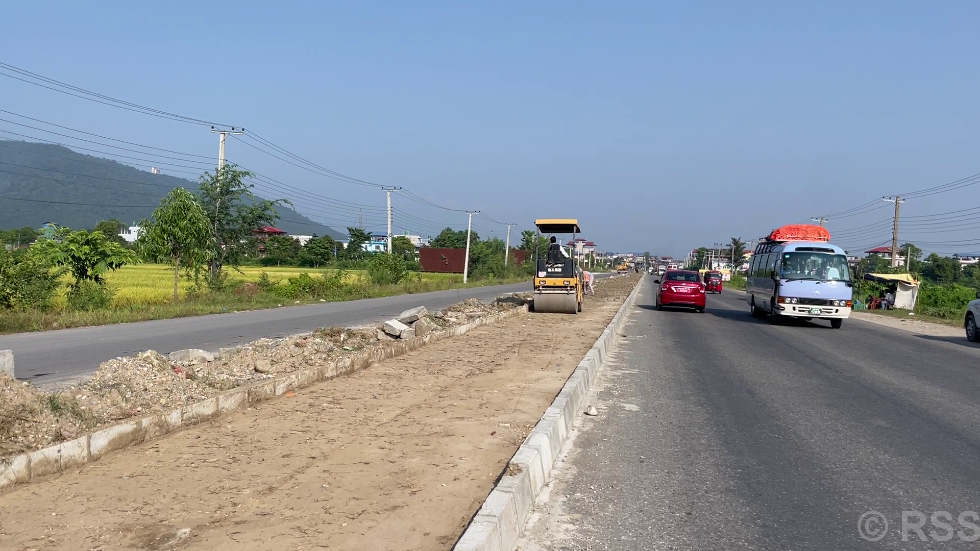 सहज बन्दै नारायणघाट बुटवल सडक