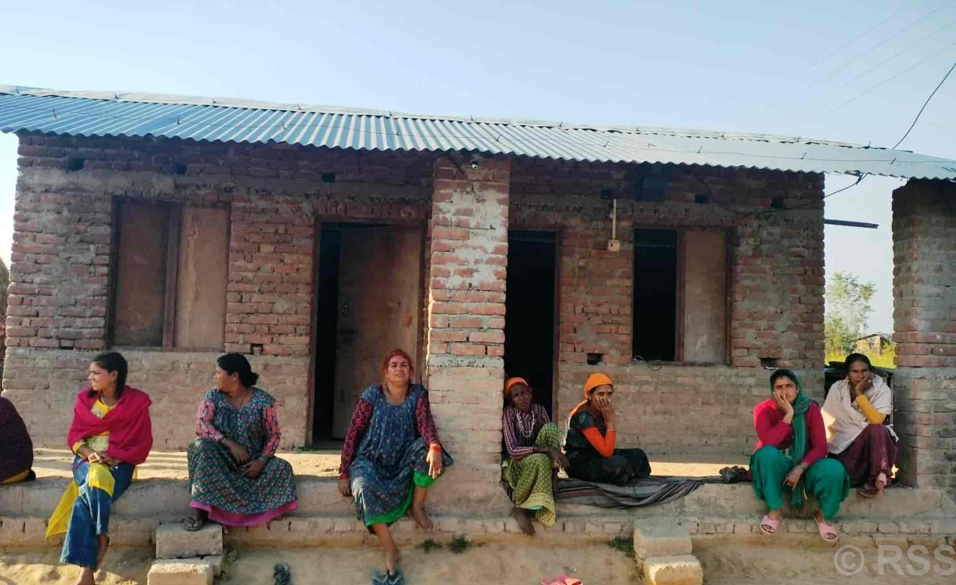 गुन्यालफाँटाको बादी बस्तीमा छैन तिहारको रौनक