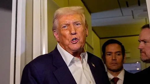 रुसको क्षेप्यास्त्र परीक्षणबारे ट्रम्पले भने, ‘हामीसँग उनीहरूको छेउमा आणविक पनडुब्बी छ’