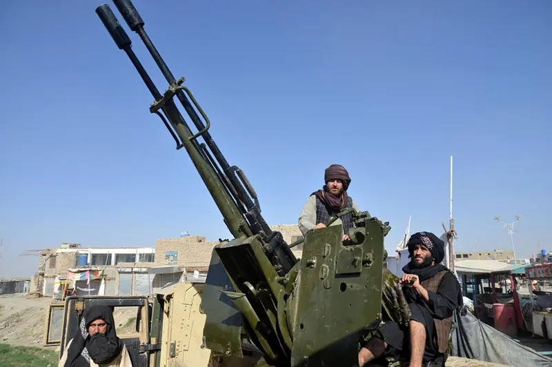 पाकिस्तान र अफगान तालिबान ४८ घण्टाको युद्धविराममा सहमत