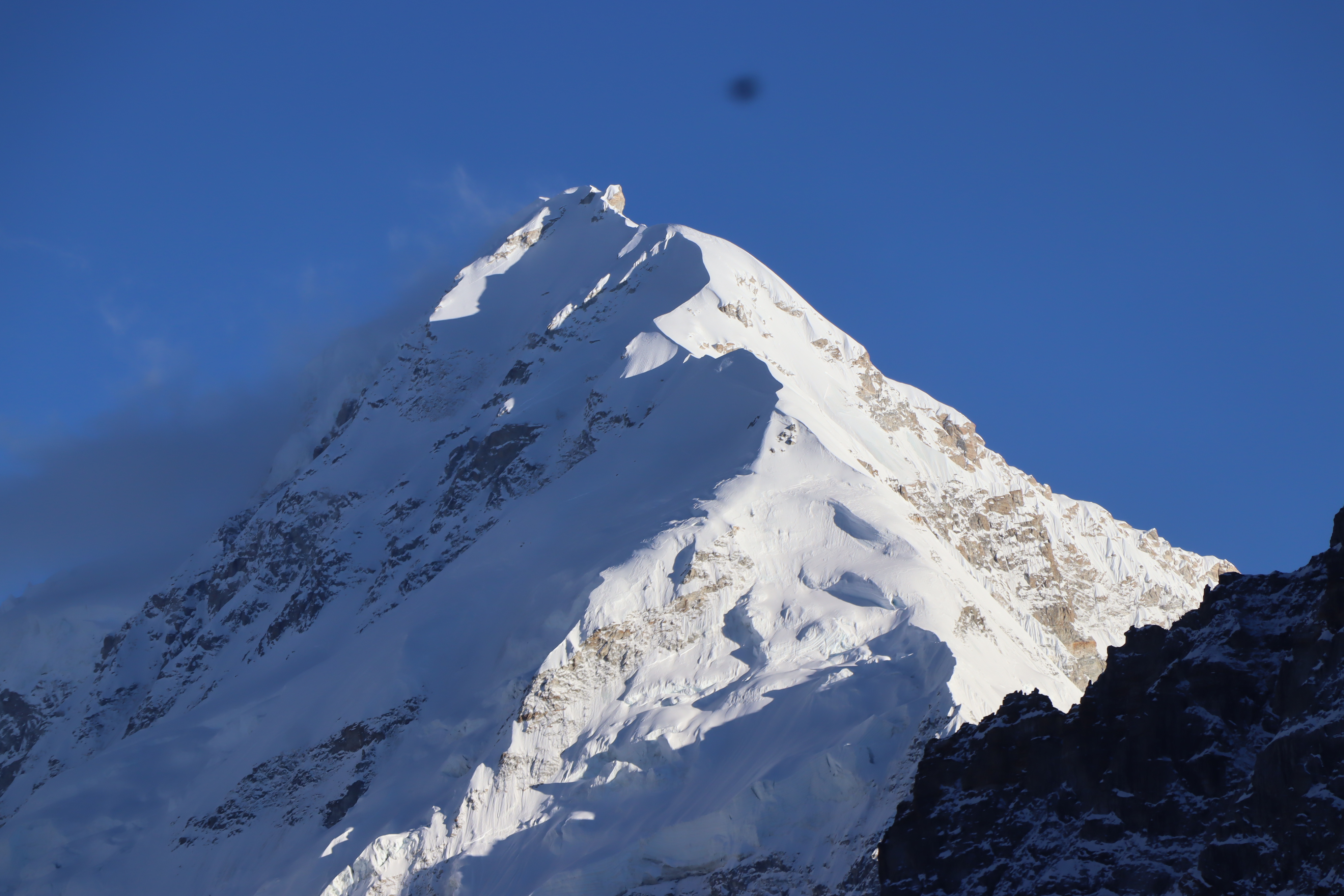 यस याममा ३०० विदेशी पर्यटकद्वारा कञ्चनजंघा हिमाल क्षेत्र भ्रमण