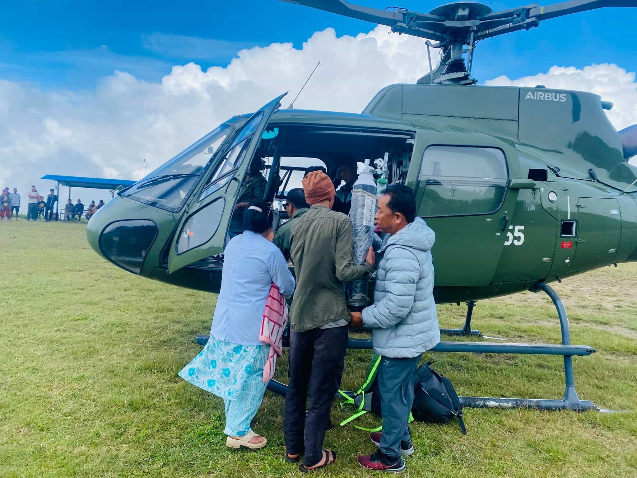 सुत्केरी र शिशुको उद्धार