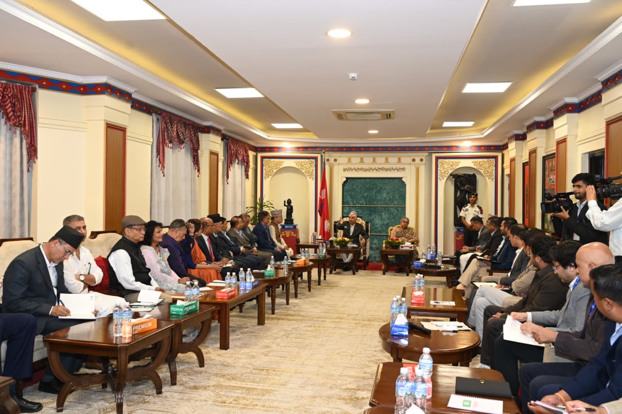 सर्वदलीय बैठकमा राष्ट्रपतिको अनुरोध- देश, जनता, लोकतन्त्र र संविधान रक्षाका लागि चुनावमा लाग्नुस्