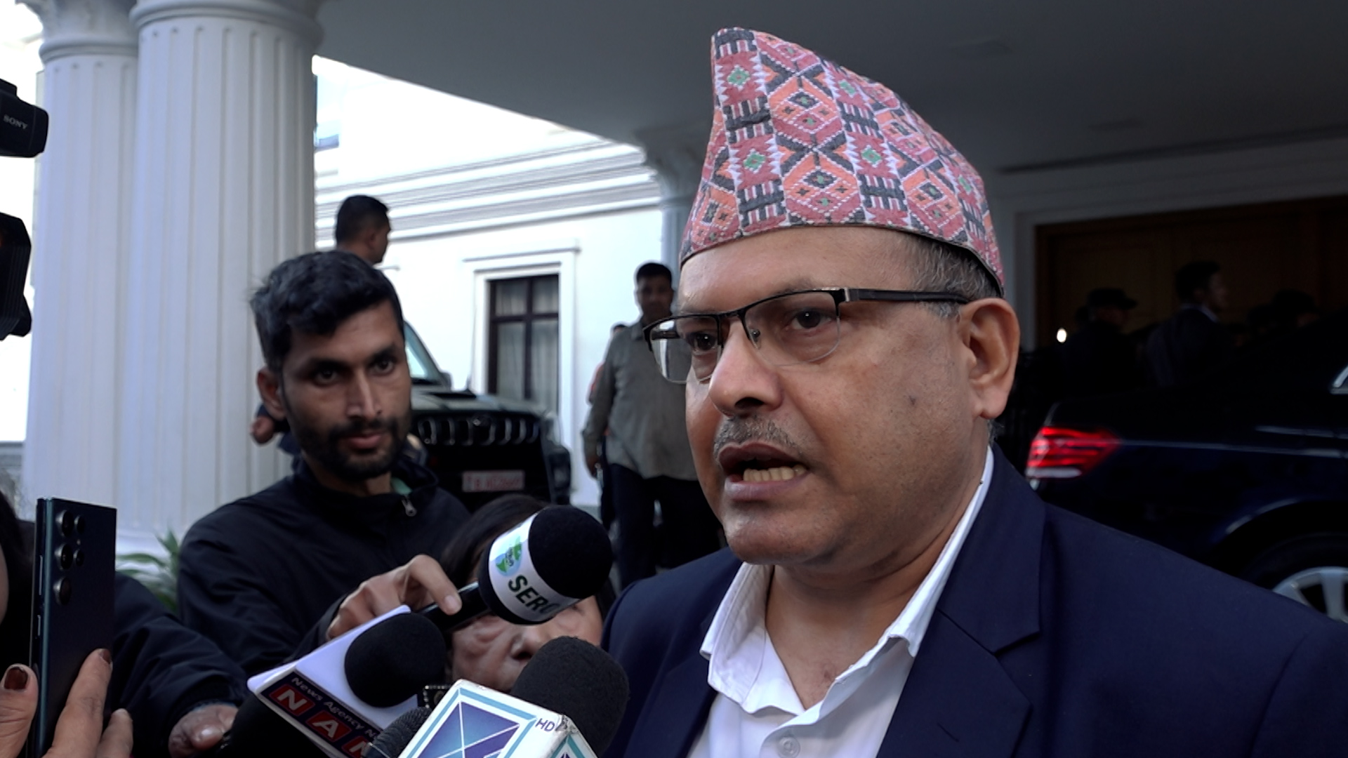 चुनावको वातावरण निमार्ण गर्न सरकारले राजनीतिक दलसँग छलफल गर्नुपर्छ : प्रवक्ता भट्टराई