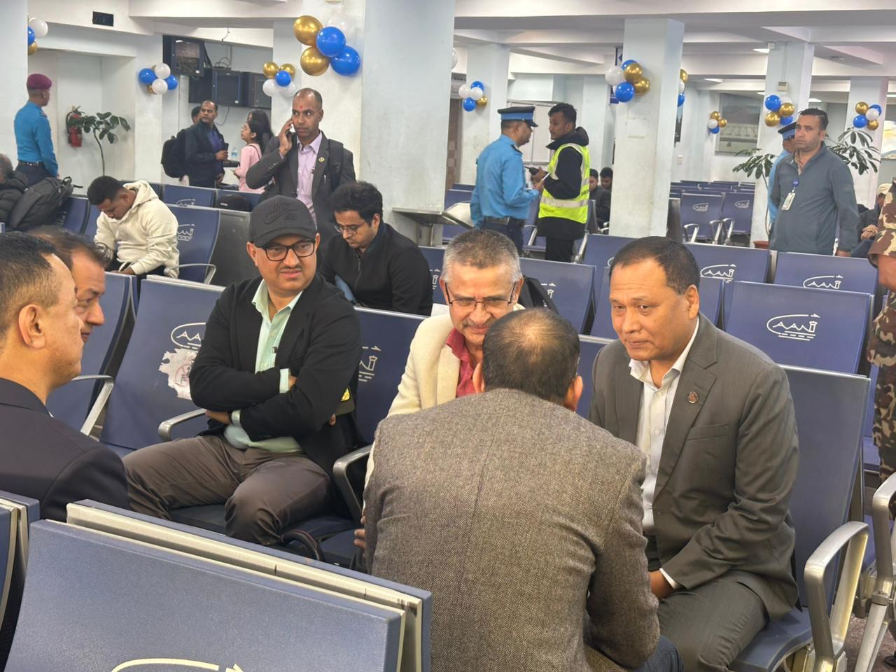 बाढी प्रभावित क्षेत्रको अनुगमनका लागि इलाम जाँदै कुलमान घिसिङ