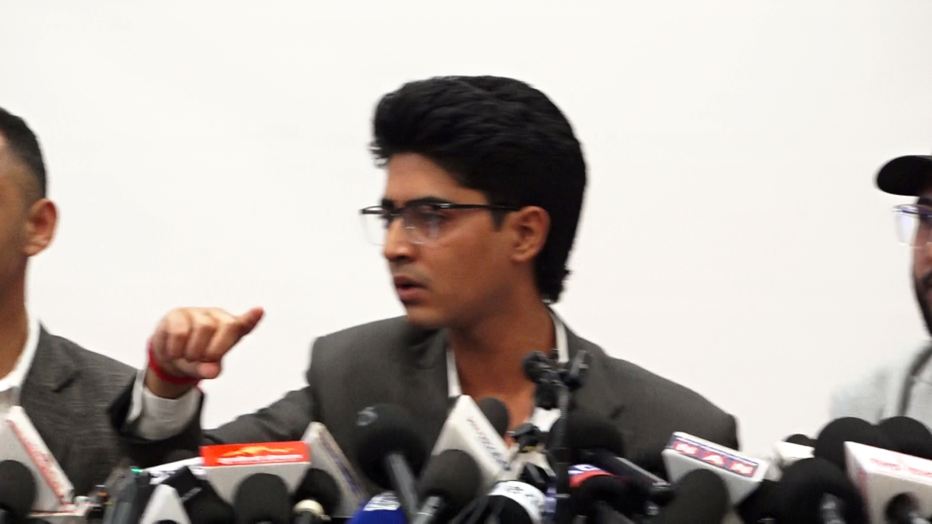 प्रत्यक्ष निर्वाचित कार्यकारी प्रणालीबिना चुनावमा जाँदैनौं : मिराज ढुंगाना