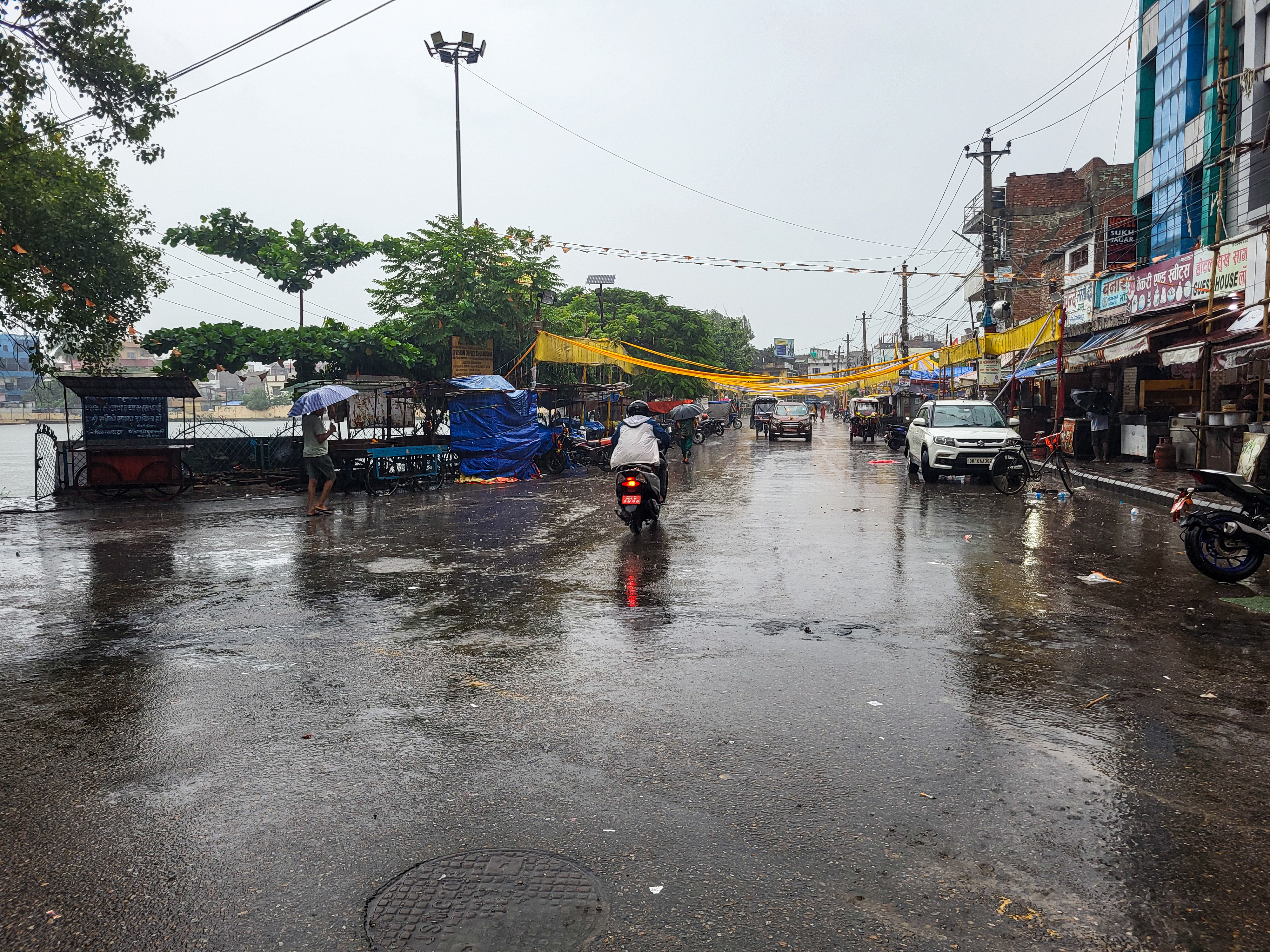 अविरल वर्षाले वीरगञ्ज महानगरका अधिकांश क्षेत्रमा डुबानको समस्या