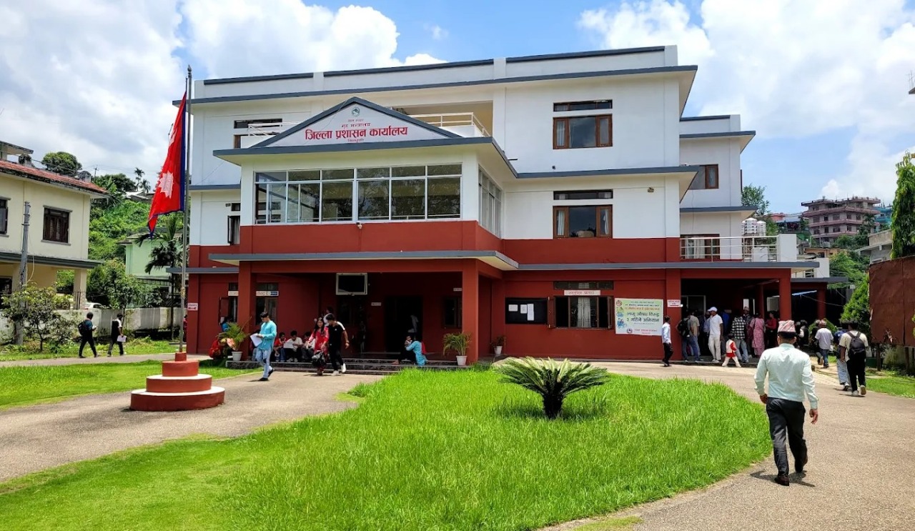 बिपी र मध्यपहाडी राजमार्गमा यात्रा गर्दा सावधानी अपनाउन आग्रह