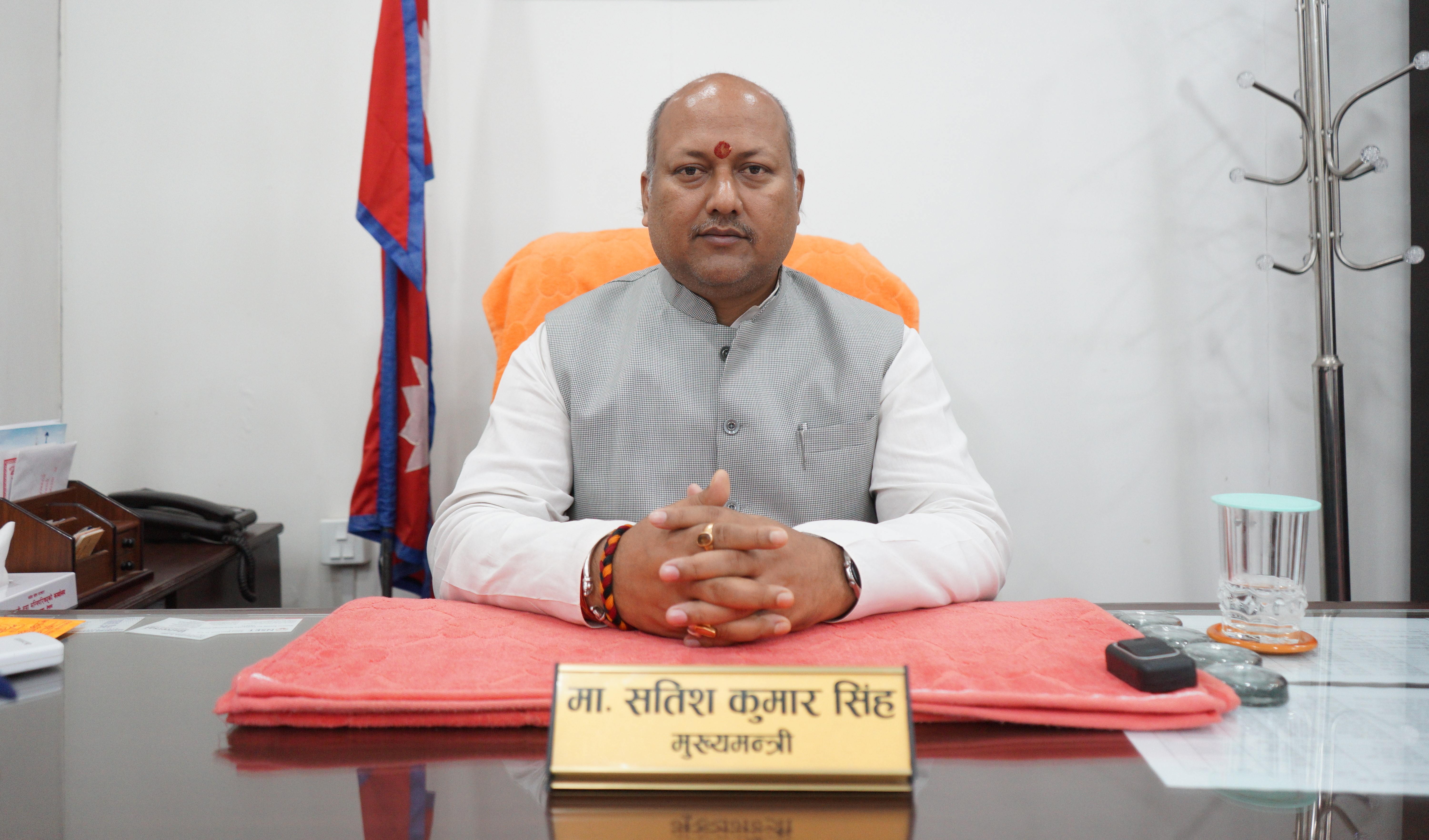 मधेश प्रदेशका मुख्यमन्त्री सतिश सिंहले विश्वासको मत लिने