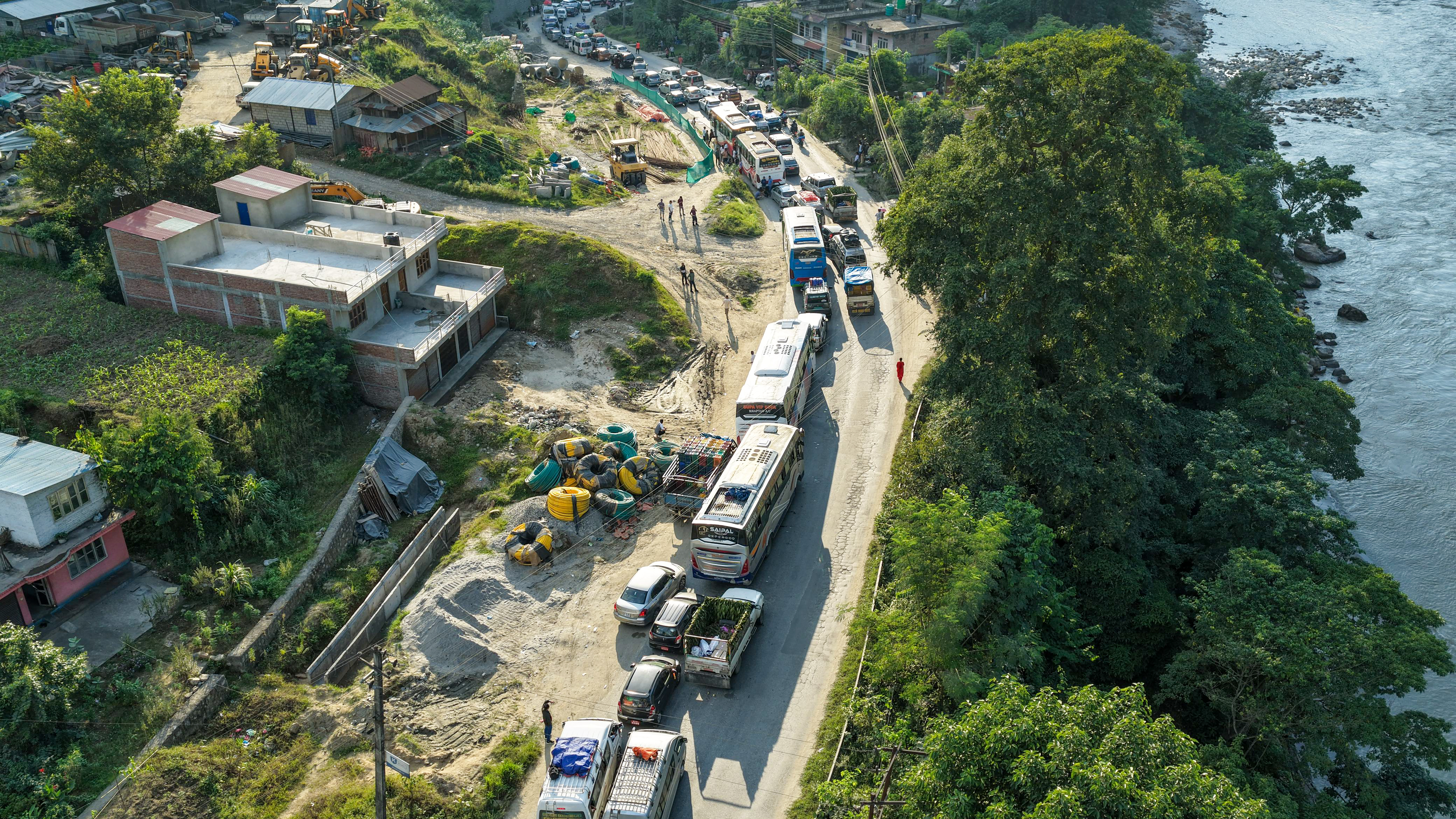 देशभरका मुख्य राजमार्गहरुको पछिल्लो अवस्था कस्तो छ ?