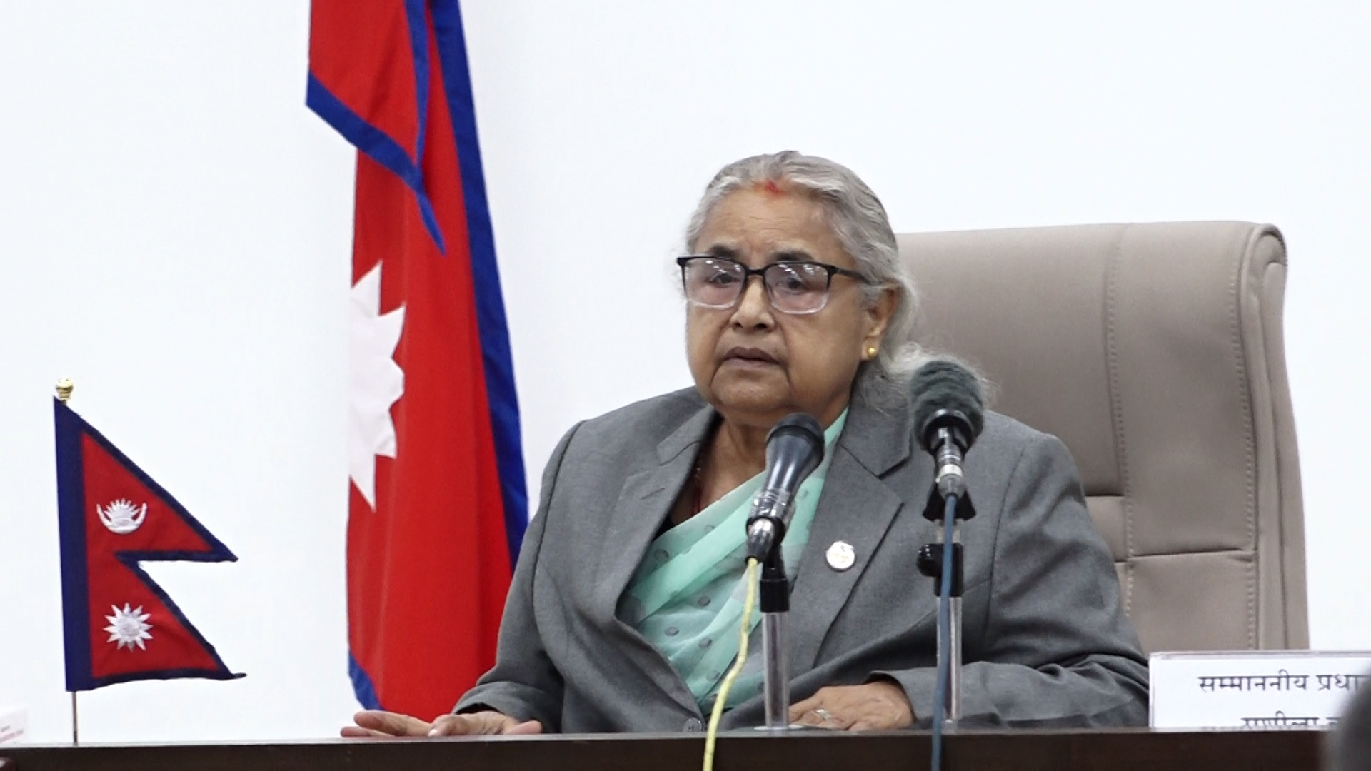 पहिलो महिला प्रधानमन्त्री कार्कीका चुनौती : जेनजी र दलहरुलाई रिझाउनै मुस्किल