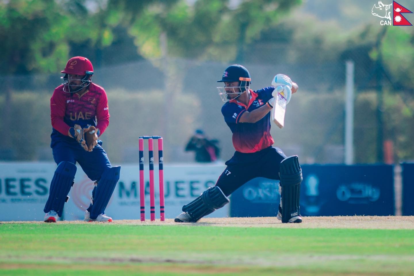 नेपालले दियो यूएईलाई १४१ रनको लक्ष्य