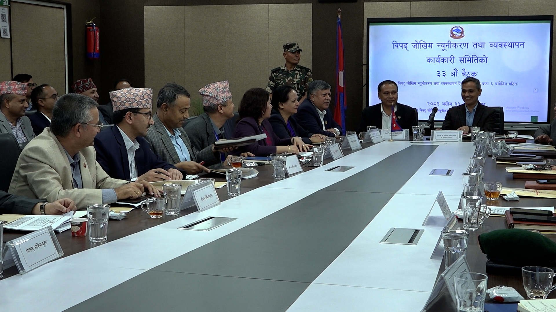 वर्षा र पहिरोले क्षति पुगेका इलामका पालिकालाई प्राधिकरणको सहयोग