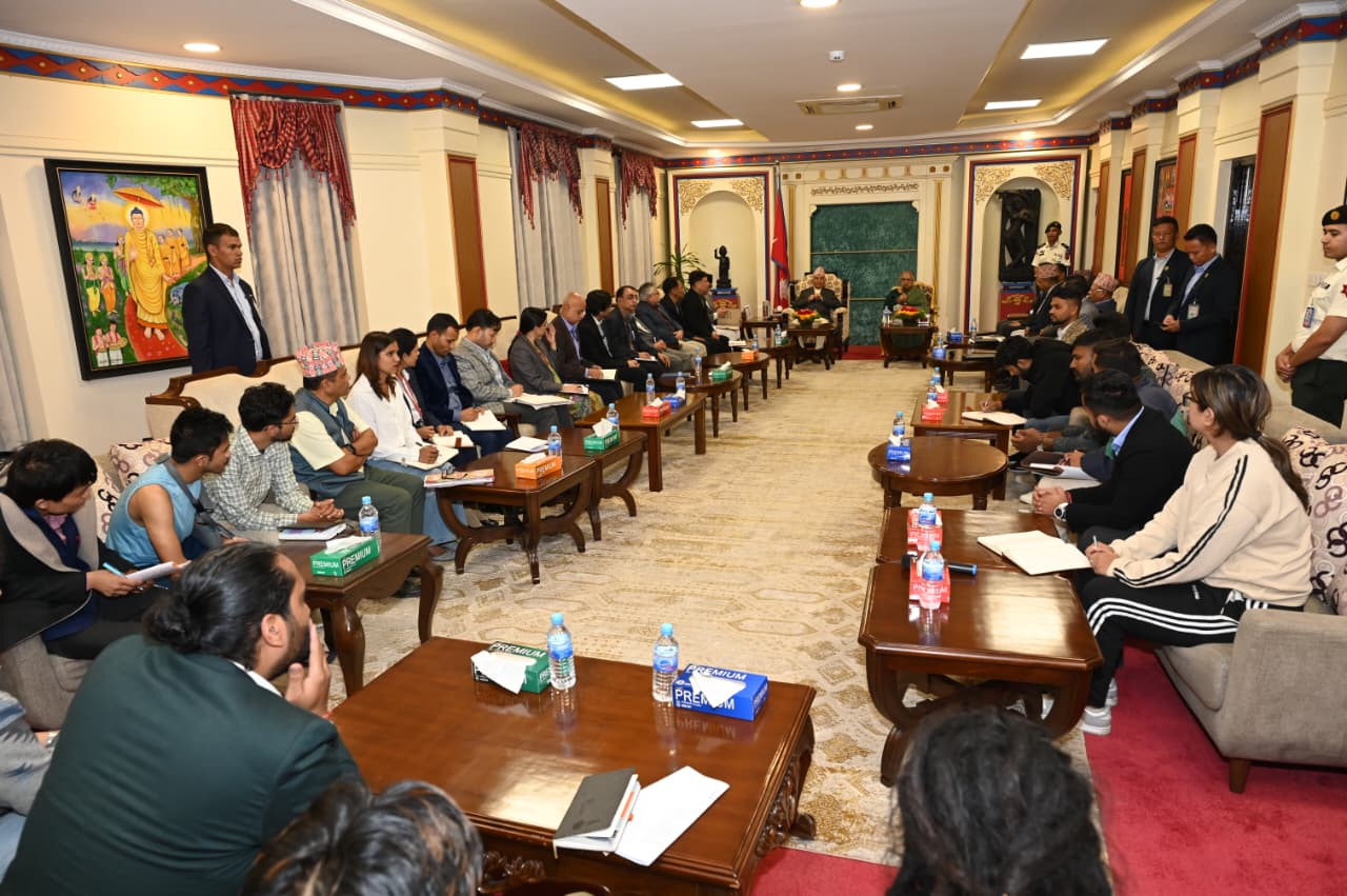 निर्वाचनको महायज्ञलाई सफल पार्दै इतिहास रच्न युवा पुस्तालाई राष्ट्रपति पौडेलको आग्रह