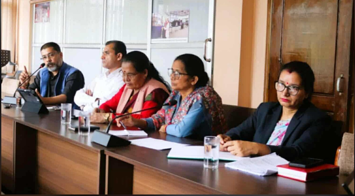 वर्तमान सरकारलाई खबरदारी गर्नुपर्नेमा सरोकारवालाको जोड