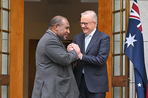 अस्ट्रेलिया-पपुवा न्युगिनीबीच ऐतिहासिक रक्षा सन्धि, चीन असन्तुष्ट