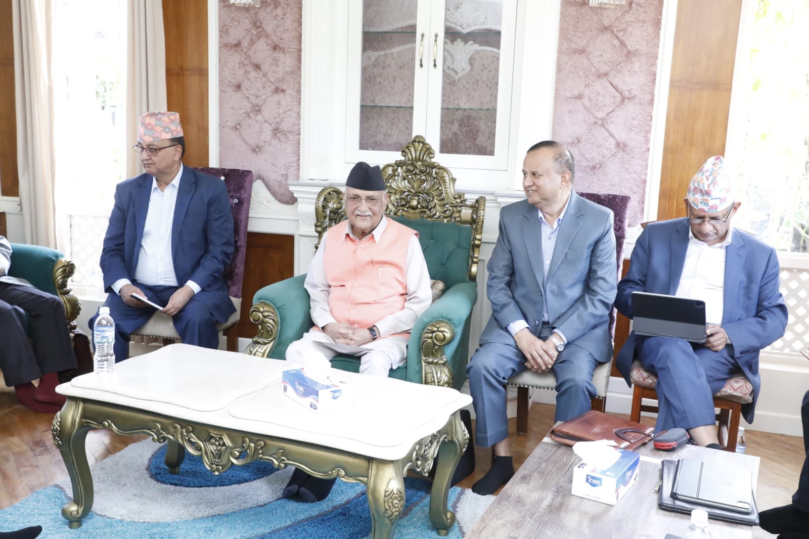 एमाले सचिवालय बैठक गुण्डुमा जारी