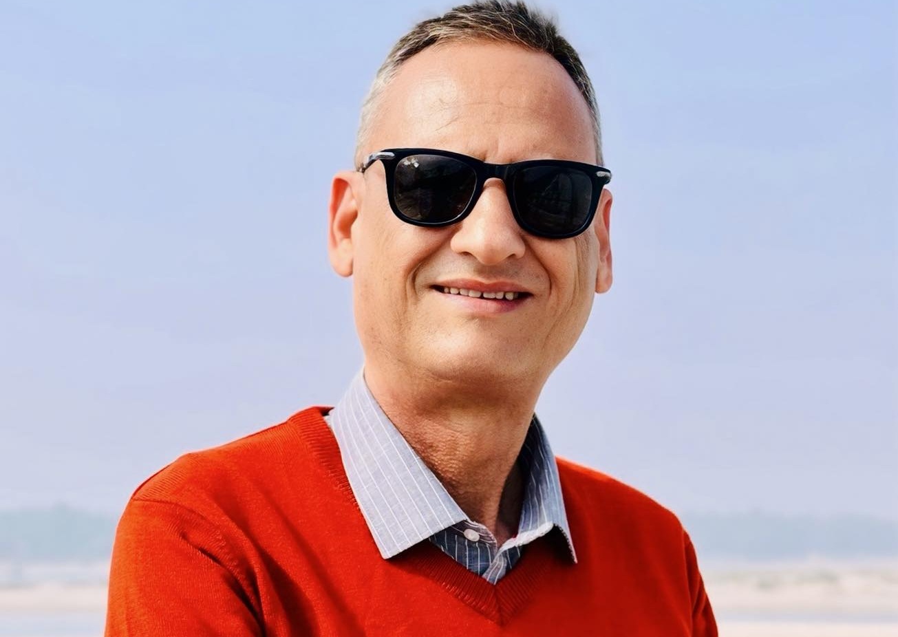 नेकपा एमालेका सचिवालय सदस्य भट्टले परित्याग गरे पार्टी