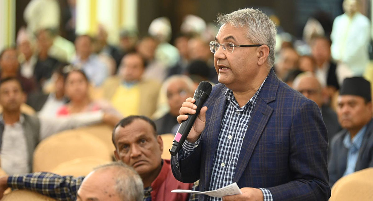 ओलीलाई गोकुलको प्रश्न-विद्याको पार्टी सदस्यता किन रोकेको?