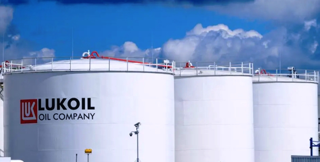 रुसी तेल खरिद स्थगित गरेको भारतीय रिफाइनरीको घोषणा