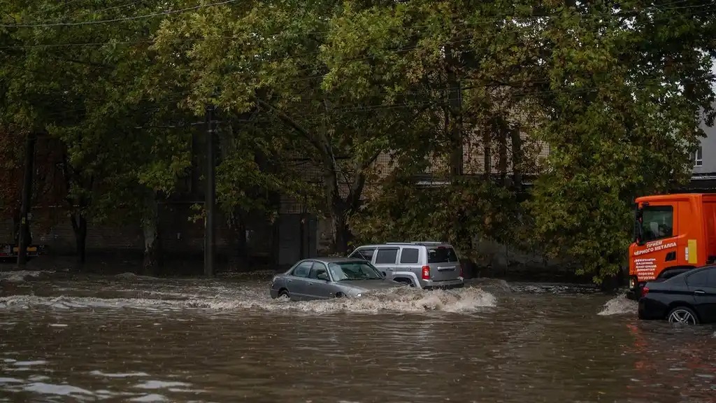युक्रेनको ओडेसामा भारी वर्षाका कारण नौ जनाको मृत्यु