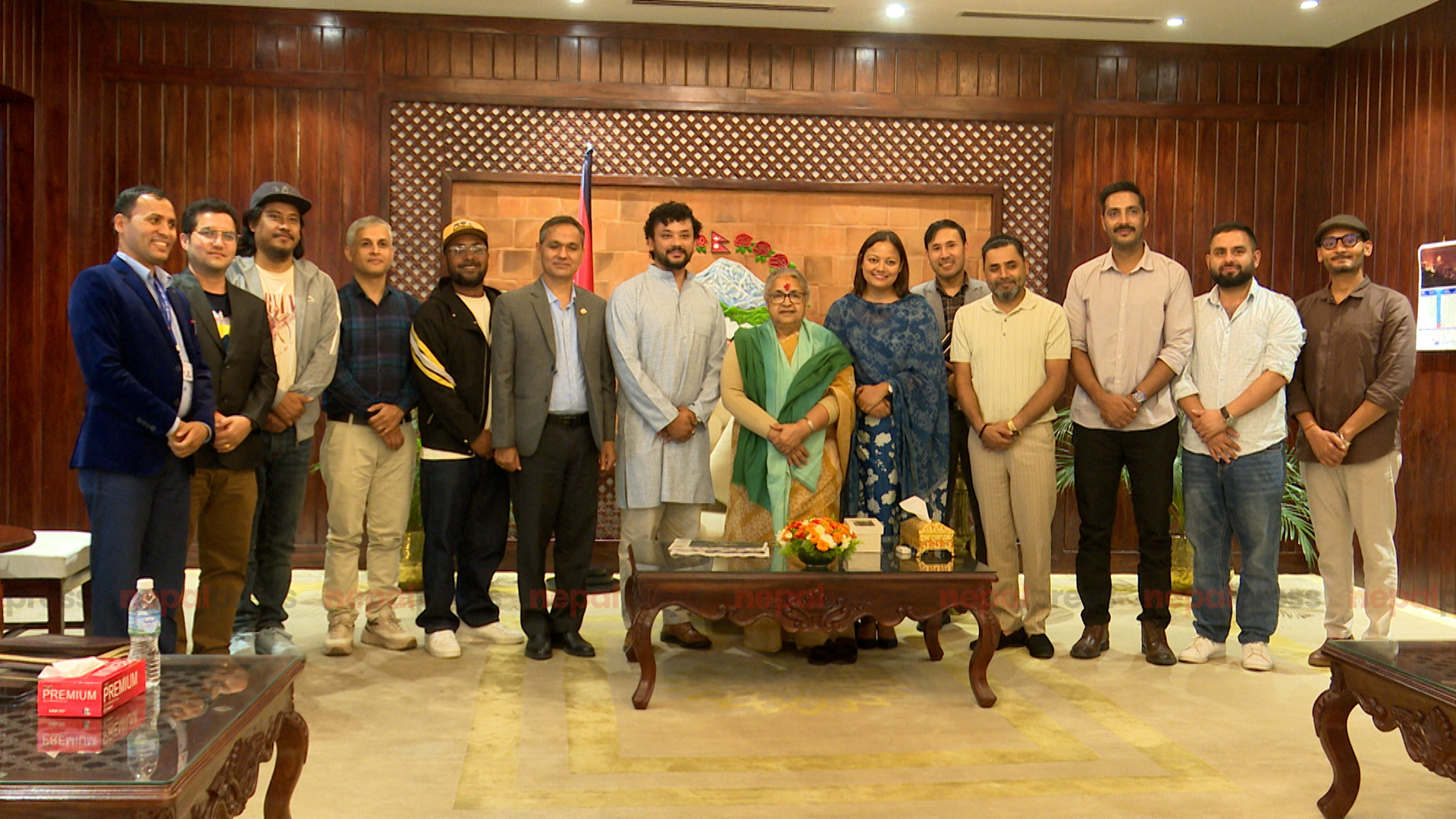 प्रधानमन्त्री कार्कीले कलाकारसँग भनिन्- दुष्प्रचार चिर्नका लागि भूमिका खेलिदिनुहोस्