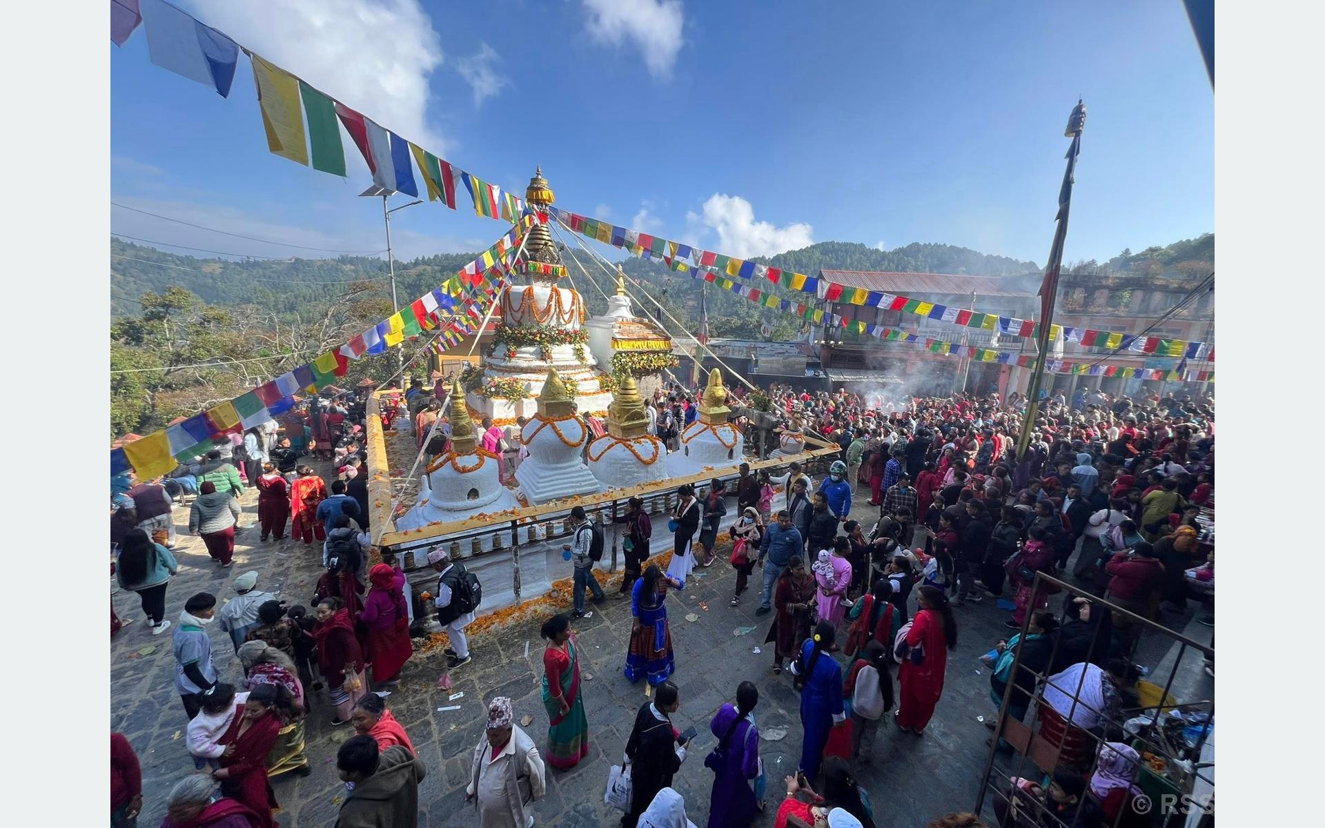 ‘पितृ’का नाममा दीप प्रज्वलन गर्दै नमोबुद्ध जात्रा सम्पन्न