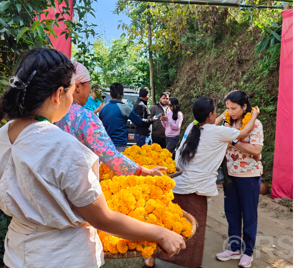 पर्यटनमार्फत समृद्धि खोजिरहेको लोपोन्मुख आठपहरिया समुदाय