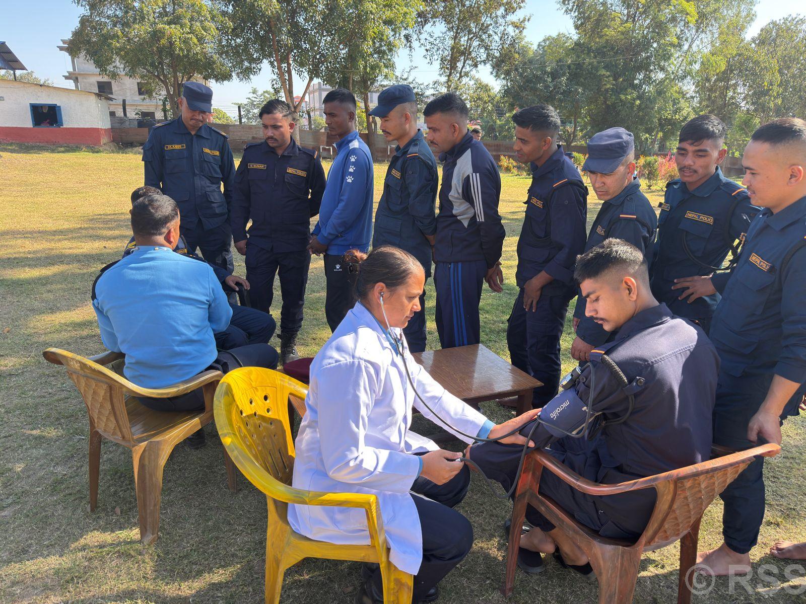 ‘प्रहरी युनिटसँग प्रहरी अस्पताल’ कार्यक्रम