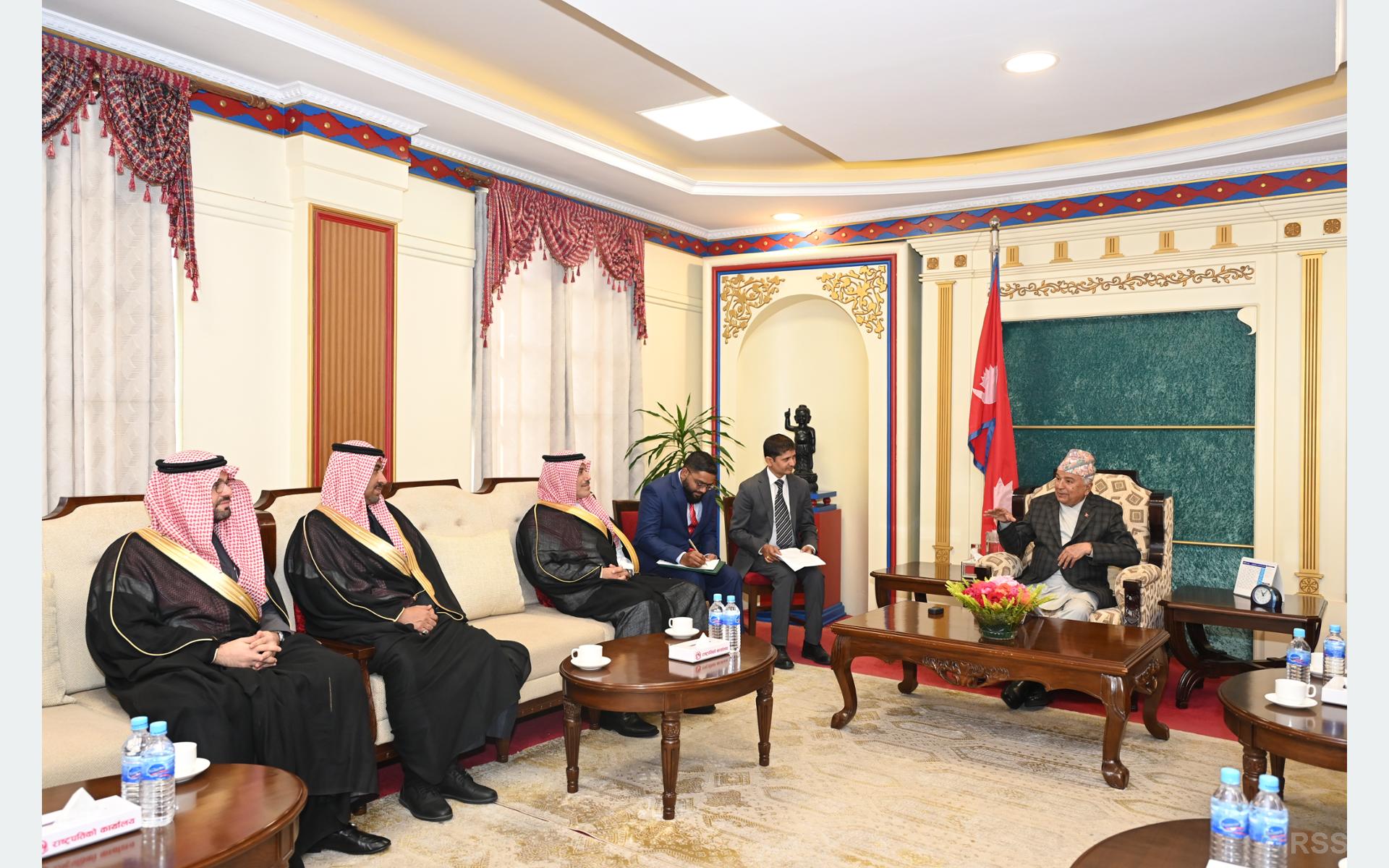 साउदीका राजदूतको राष्ट्रपतिसँग बिदाइ भेट