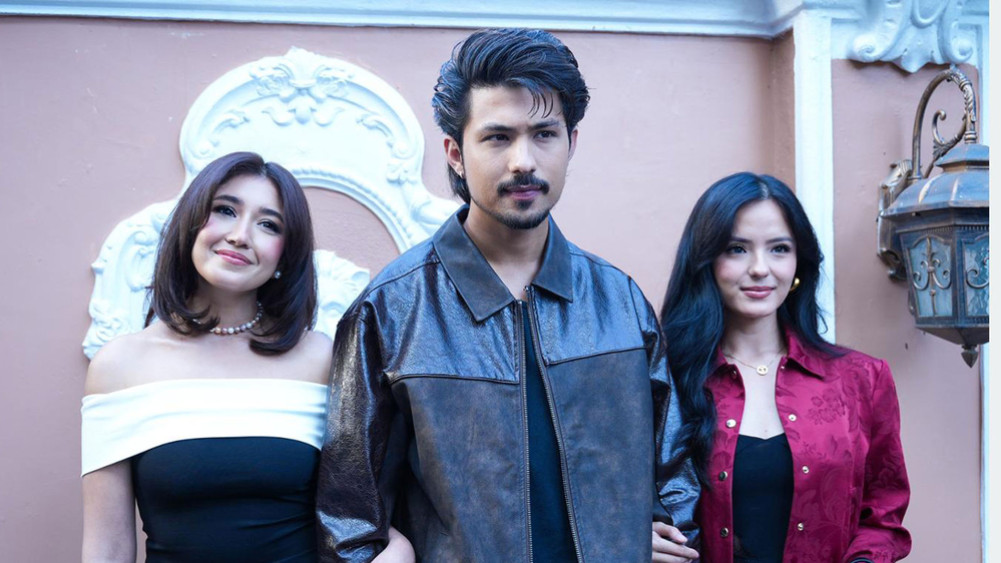 सगरमाथाको कथामा तयार भएको ‘जेरी अन टप’ आजदेखि प्रदर्शनमा