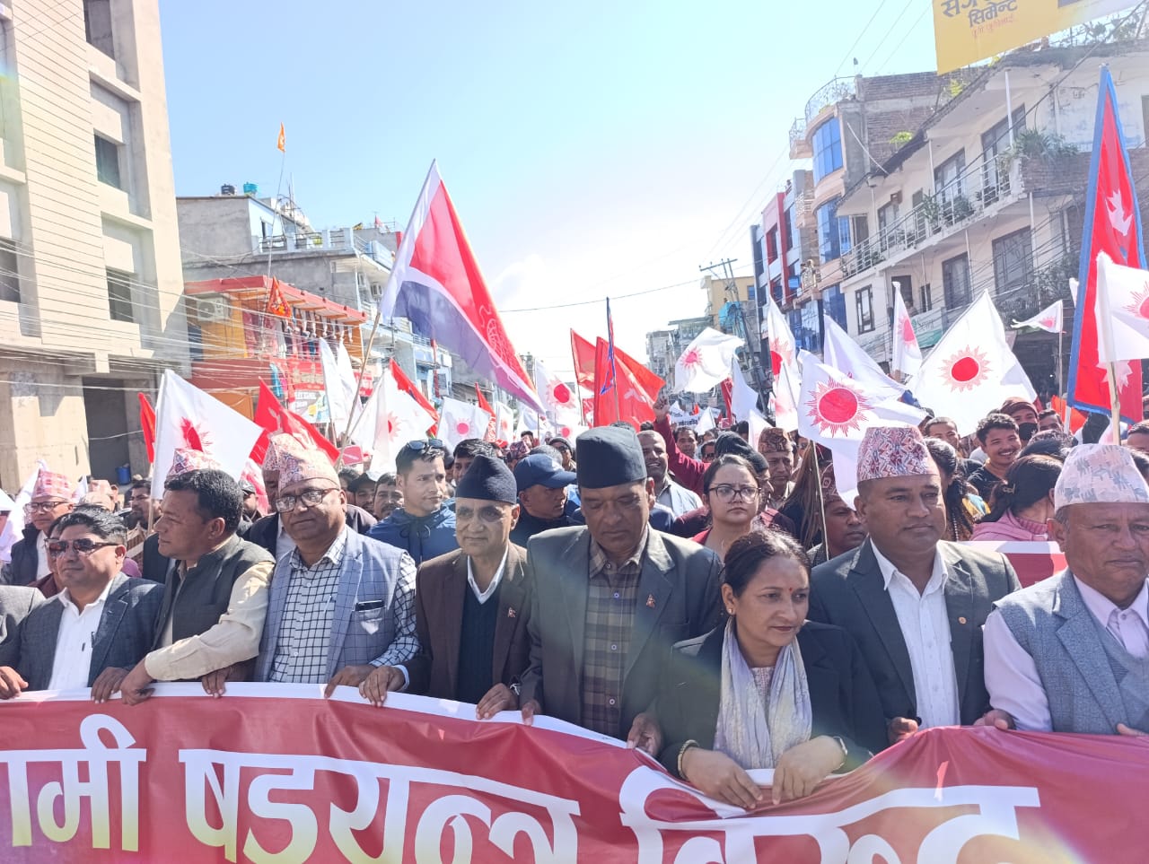 जनसभाका लागि एमालेका केन्द्रीय नेता जिल्लामा