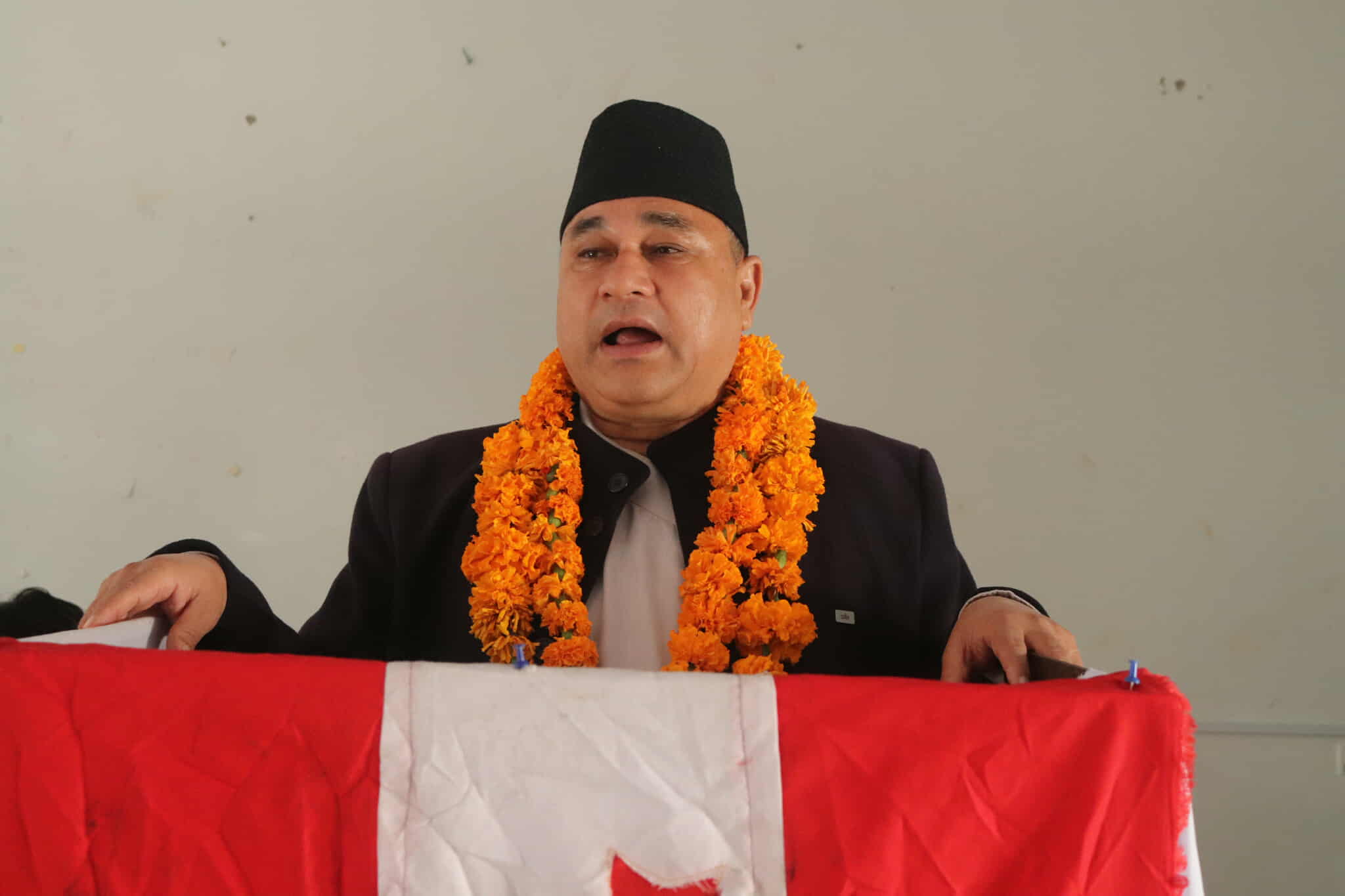 मुख्यमन्त्री शाहले कांग्रेसभित्र पछिल्ला दिनमा असन्तुलित अभिव्यक्ति आइरहेको भन्दै जनाए आपत्ति